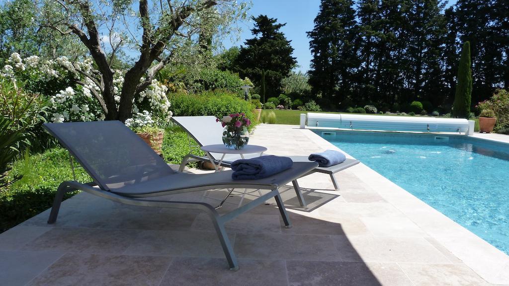 Mas De Chantounette Cheval-Blanc Exterior photo